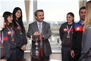 ÜNİVERSİTEMİZ KARATE TAKIMINDAN ZİYARET