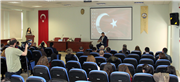 ÜNİVERSİTEMİZDE BİR HİLAL UĞRUNA MAKEDONYA’DAN ÇANAKKALE’YE YAŞANMIŞ HİKAYELER KONFERANSI GERÇEKLEŞTİRİLDİ
