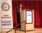 TRAKYA ÜNİVERSİTESİ ECZACILIK FAKÜLTESİ İKİNCİ MEZUNLARINI VERDİ