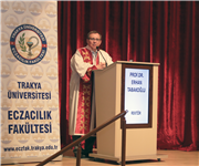 TRAKYA ÜNİVERSİTESİ ECZACILIK FAKÜLTESİ İKİNCİ MEZUNLARINI VERDİ