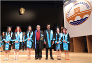 TRAKYA ÜNİVERSİTESİ EDEBİYAT FAKÜLTESİ YENİ MEZUNLARINI VERDİ