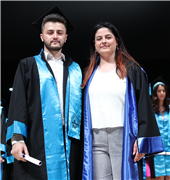 TRAKYA ÜNİVERSİTESİ EDEBİYAT FAKÜLTESİ YENİ MEZUNLARINI VERDİ