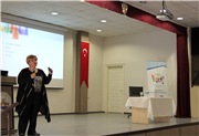 ÖĞRETMEN OLMAK KONULU KONFERANS GERÇEKLEŞTİRİLDİ