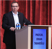 ÜNİVERSİTEMİZ BALKAN MÜZİK TOPLULUĞU VE HALK OZANI MESUT TUNALI’DAN RUMELİ TÜRKÜLERİ KONSERİ