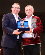 ÜNİVERSİTEMİZ BALKAN MÜZİK TOPLULUĞU VE HALK OZANI MESUT TUNALI’DAN RUMELİ TÜRKÜLERİ KONSERİ