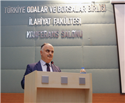 TRAKYA ÜNİVERSİTESİ İLAHİYAT FAKÜLTESİNİN İLK DERSİ “NURETTİN TOPÇU” OLDU