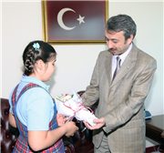 SÜRDÜRÜLEBİLİR YAŞAM VE GENÇ TEMA TOPLULUĞUNDAN REKTÖRÜMÜZE ZİYARET